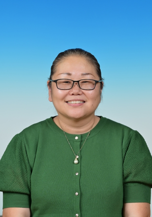 Yoko Yanagi, Secondary Japanese A, <br>CAS Coordinator, <br>Crane Club Coordinator