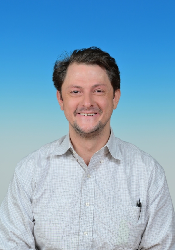 Mac Smith, Secondary English A, EE coordinator, G11 Advisor