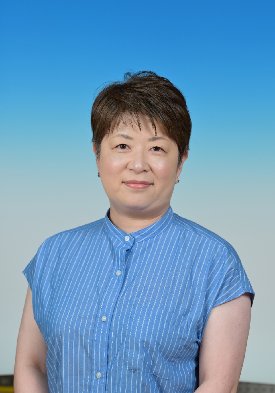 Yuko Makio, Office (School Secretary), <Br>Bus Monitor (Bus #3: am)